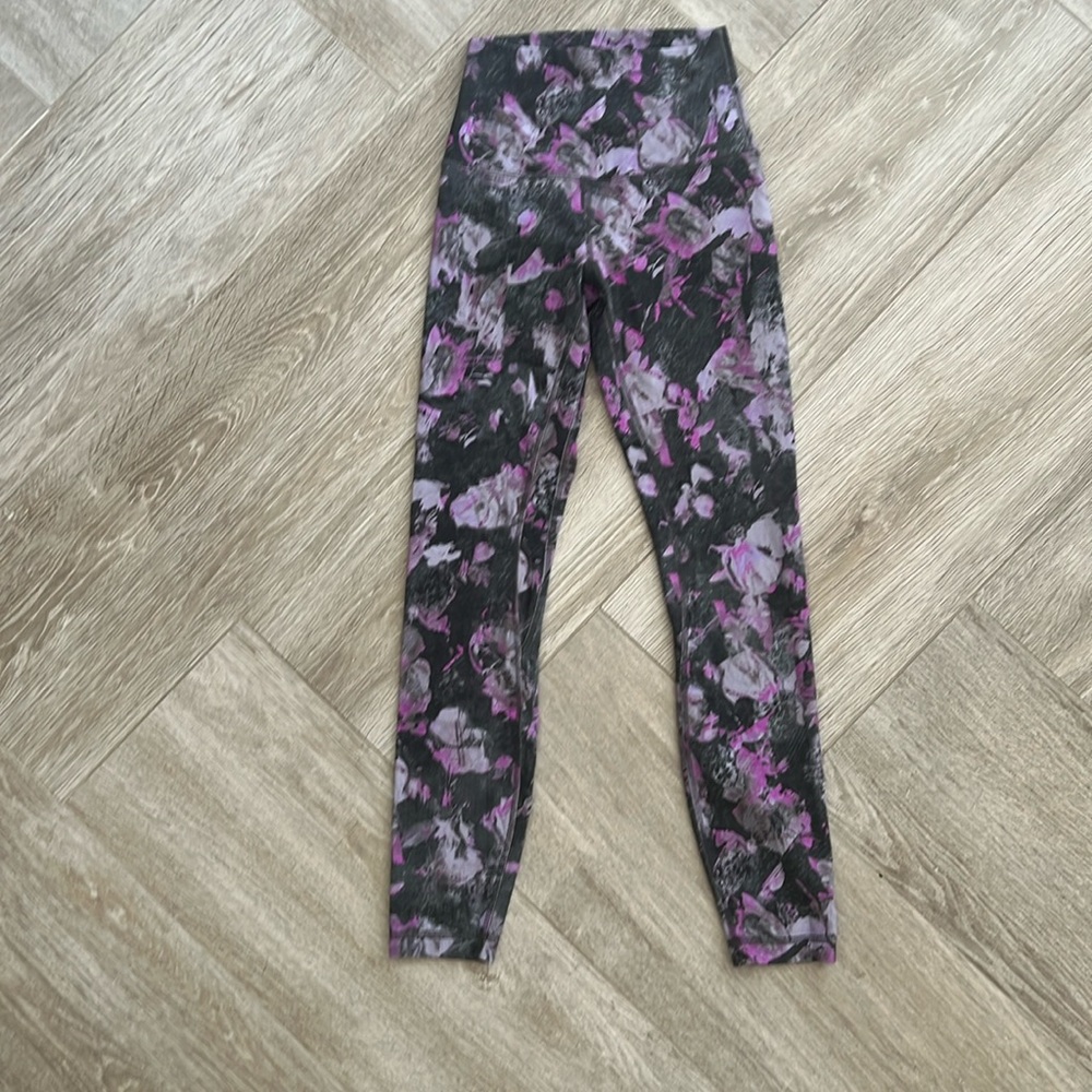 Lululemon leggings size 2